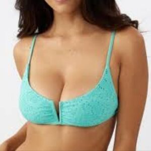 O'NEILL EYELET BRALETTE V-WIRE BIKINI SWIMSUIT TOP